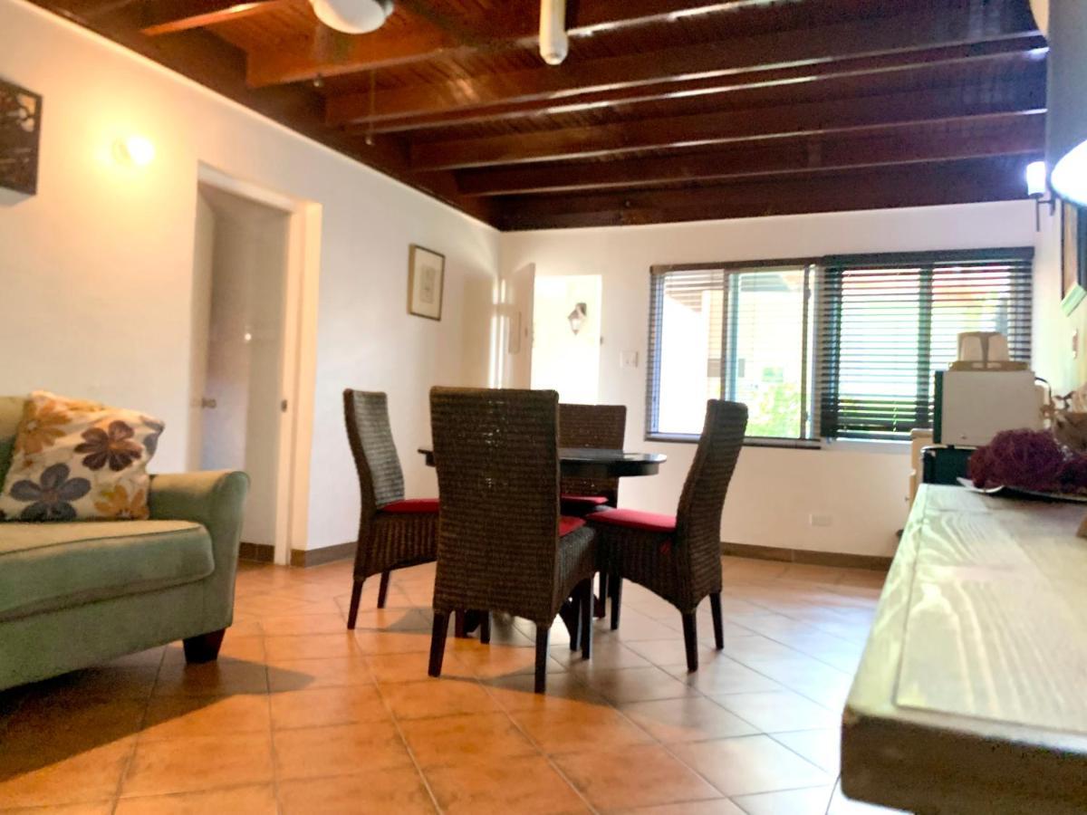 Altamont West Hotel Montego Bay Buitenkant foto