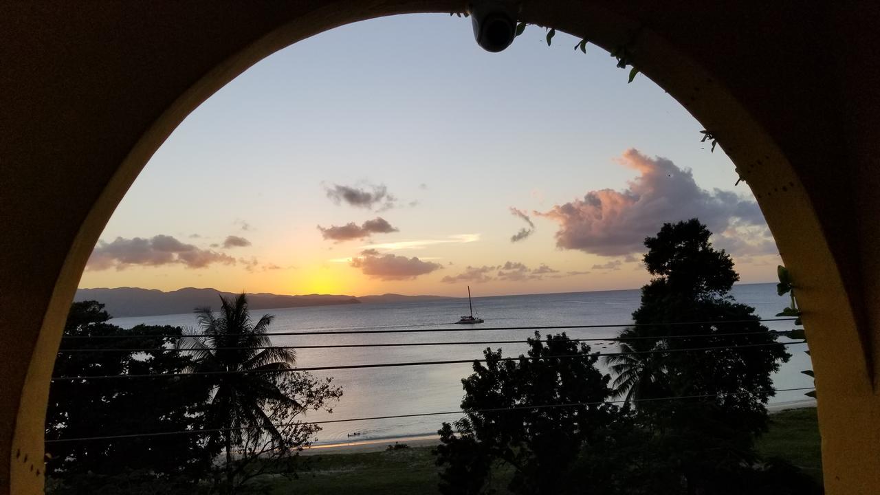 Altamont West Hotel Montego Bay Buitenkant foto