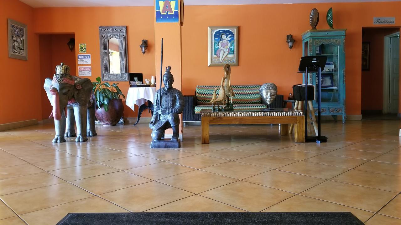 Altamont West Hotel Montego Bay Buitenkant foto